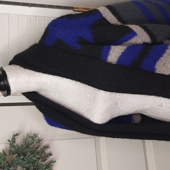 1980's Vintage oversized Sweater Coat Blue, Black & Gray, Amazing Piece, Mohair - Picture 8 of 16